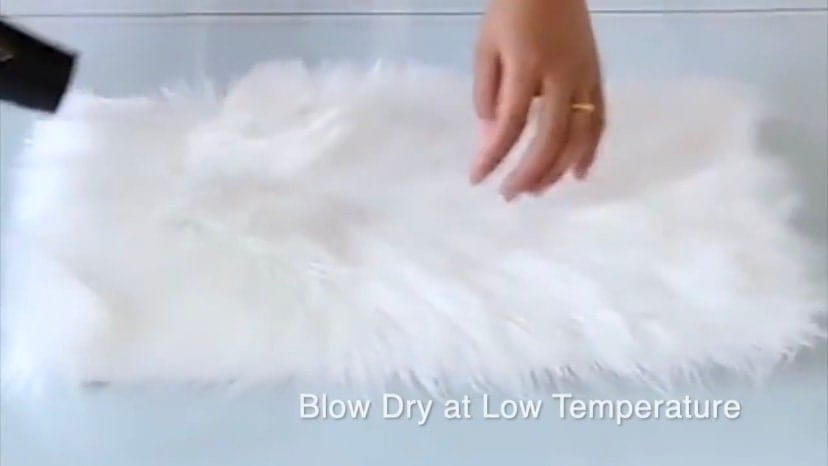 Deluxe Fluffy Faux Sheepskin Rug in Tree Shape